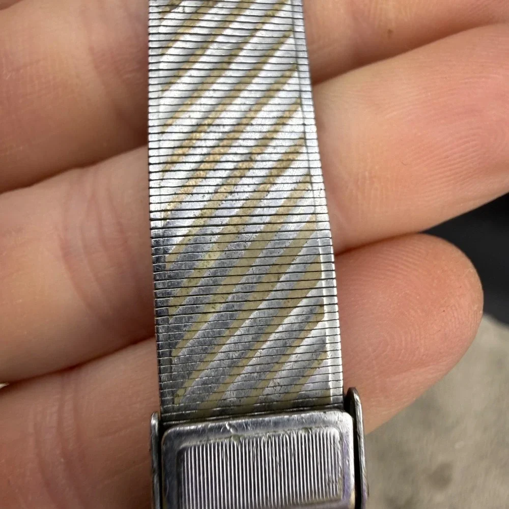 Vintage Medina Watch Military Silver Tone Unique Band‎ UNTESTED 9